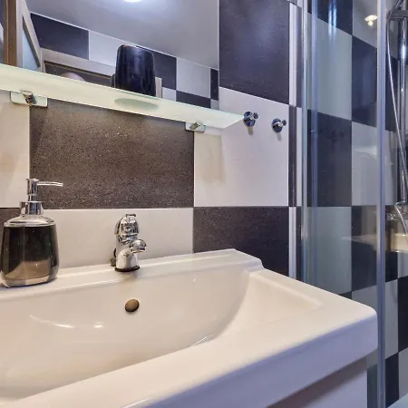 Marika 1 By Interhome Apartman *